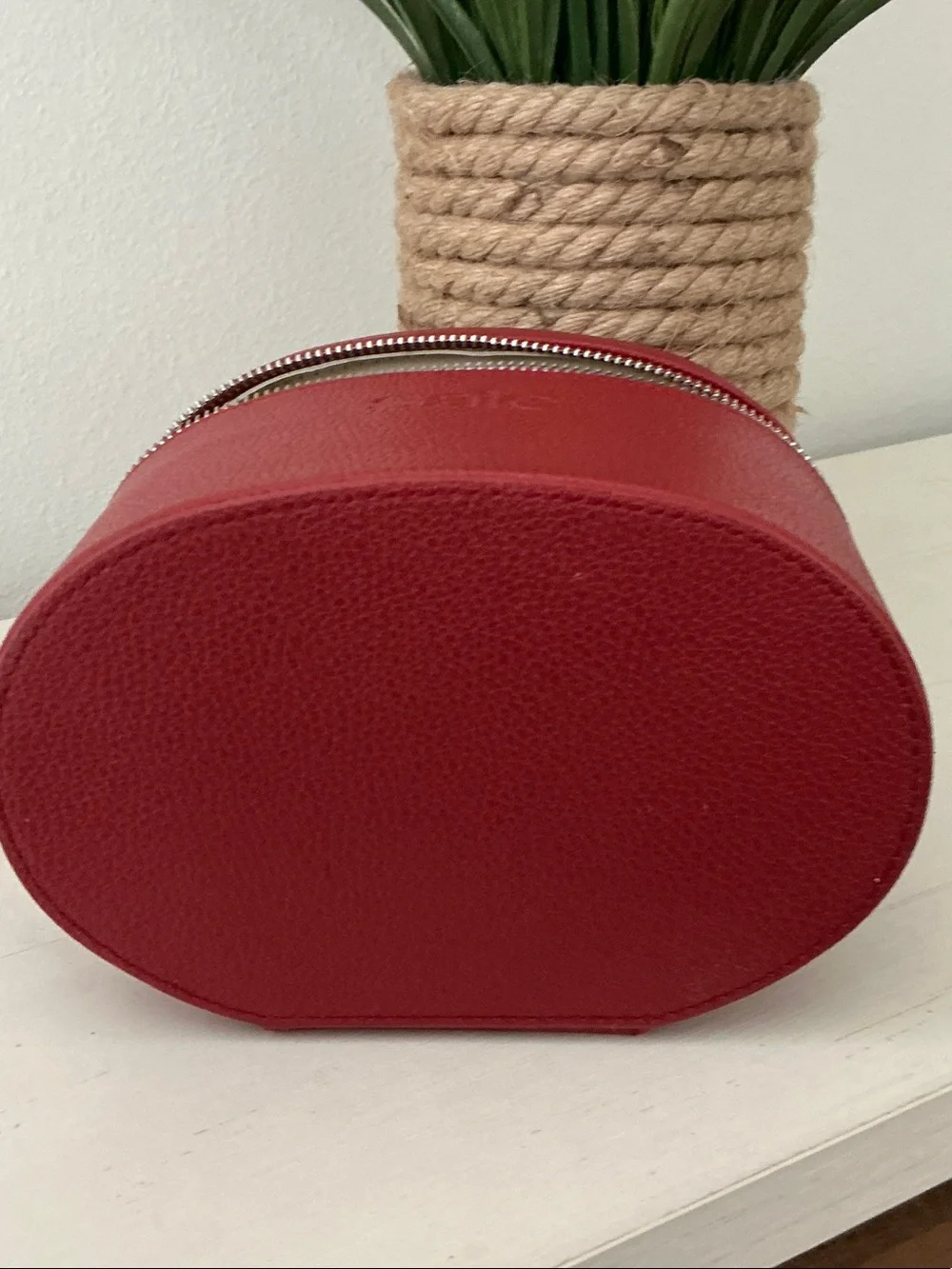Saie Red Pebbled Cosmetic Travel Case